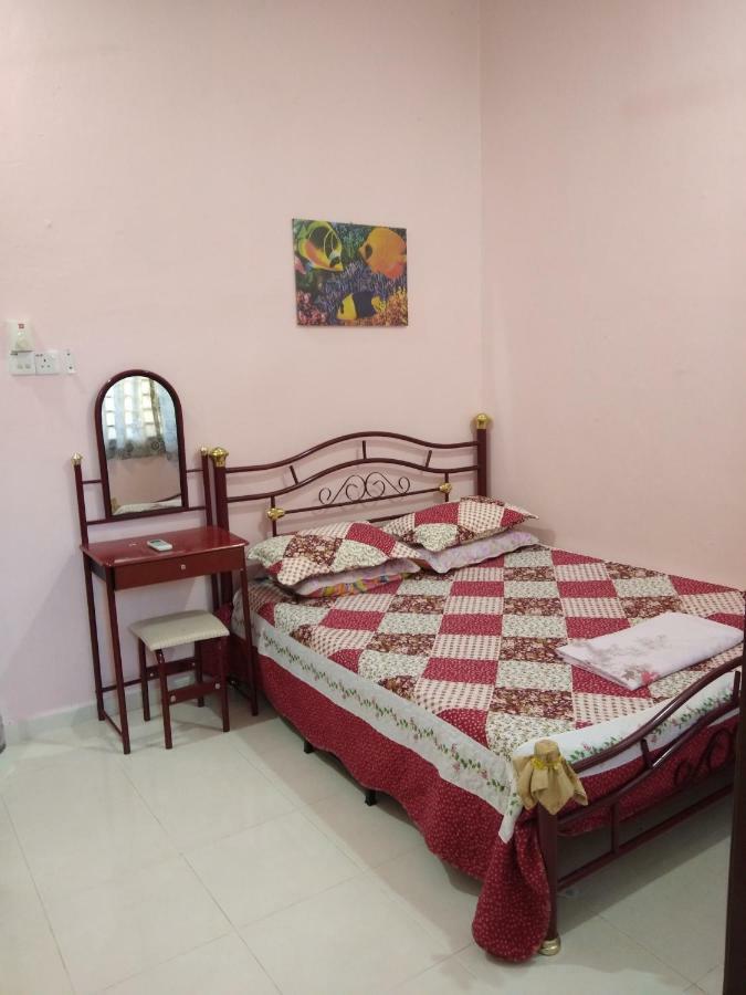 Davallia Homestay Dungun Exteriör bild